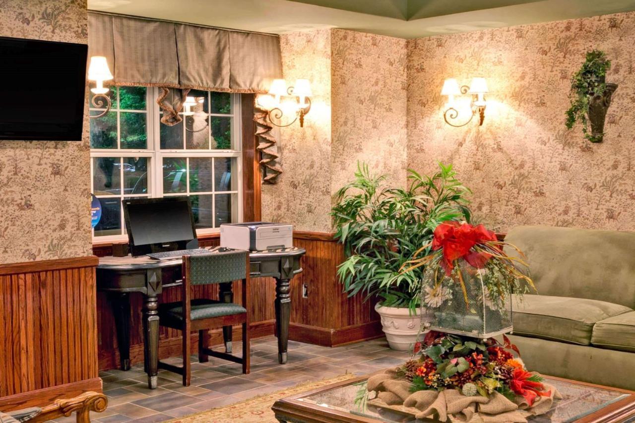 Microtel Inn & Suites By Wyndham Perimeter Center Sandy Springs Esterno foto