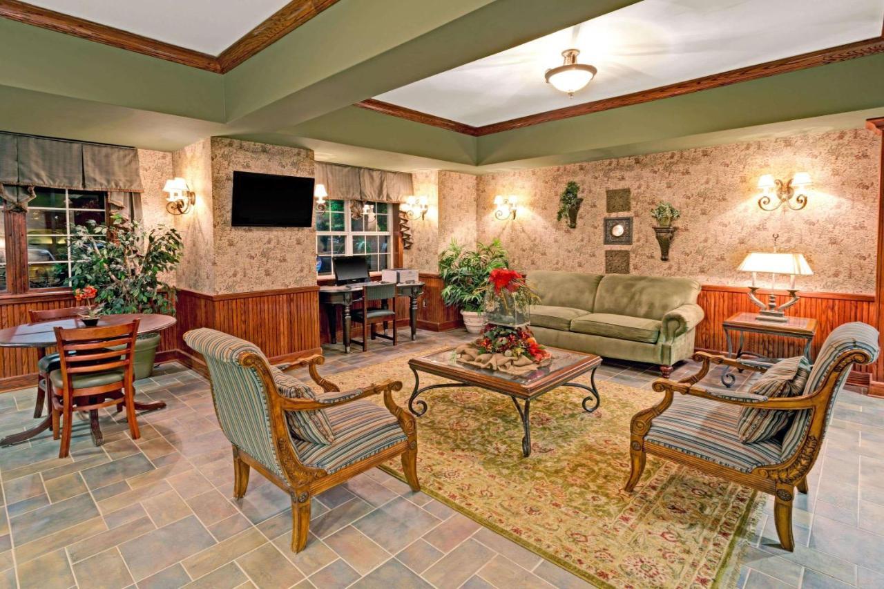 Microtel Inn & Suites By Wyndham Perimeter Center Sandy Springs Esterno foto